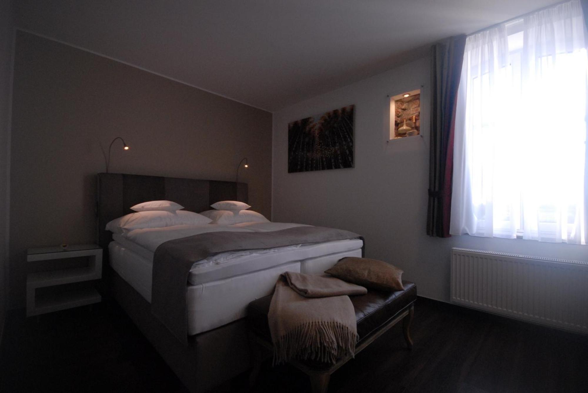 Landhotel Alte Toepferei Дуйсбург Екстер'єр фото